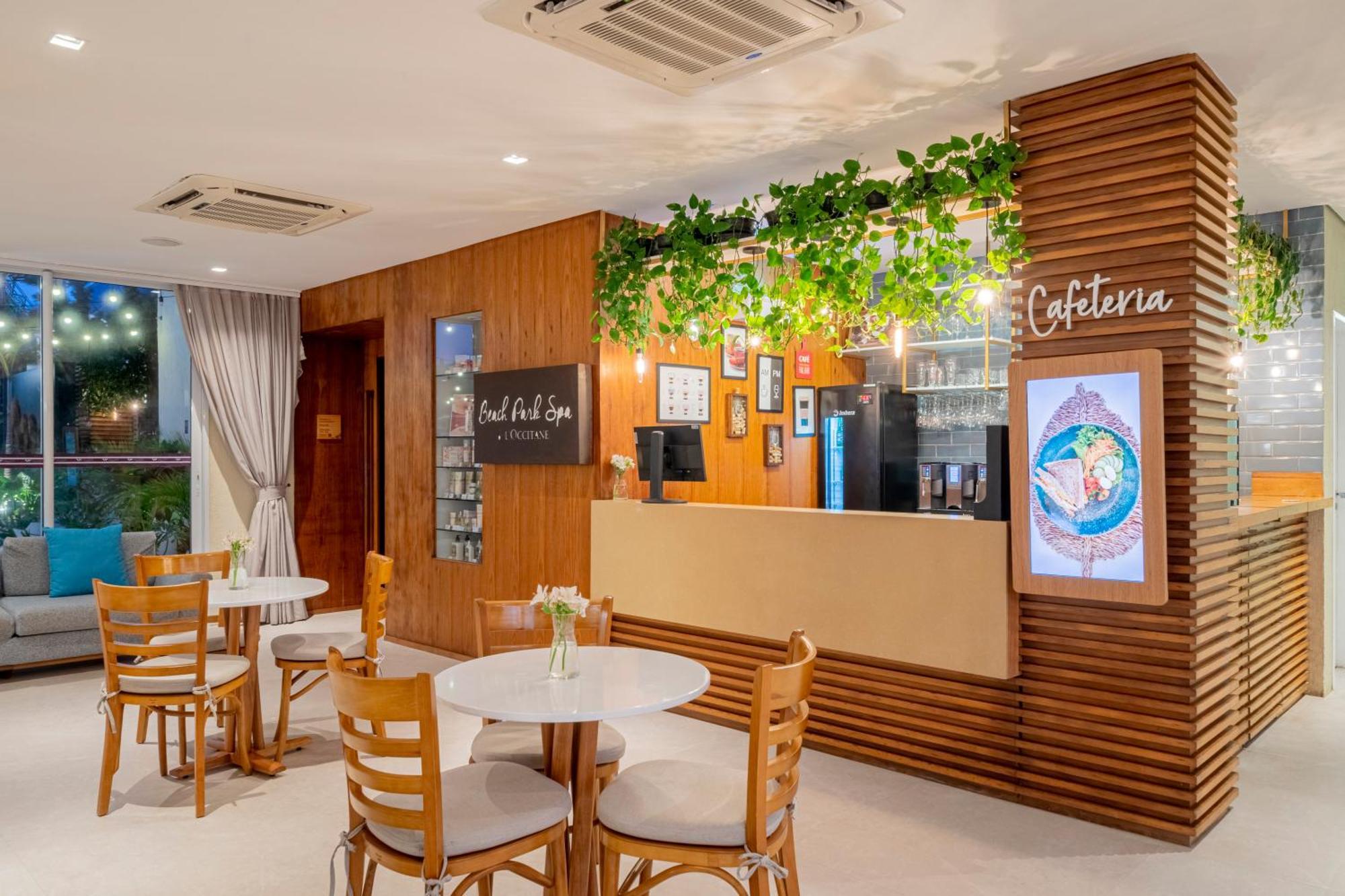 Beach Park Resort - Wellness Акирас Экстерьер фото